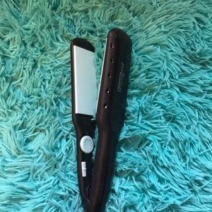 Remington Wet To Dry hair straightener